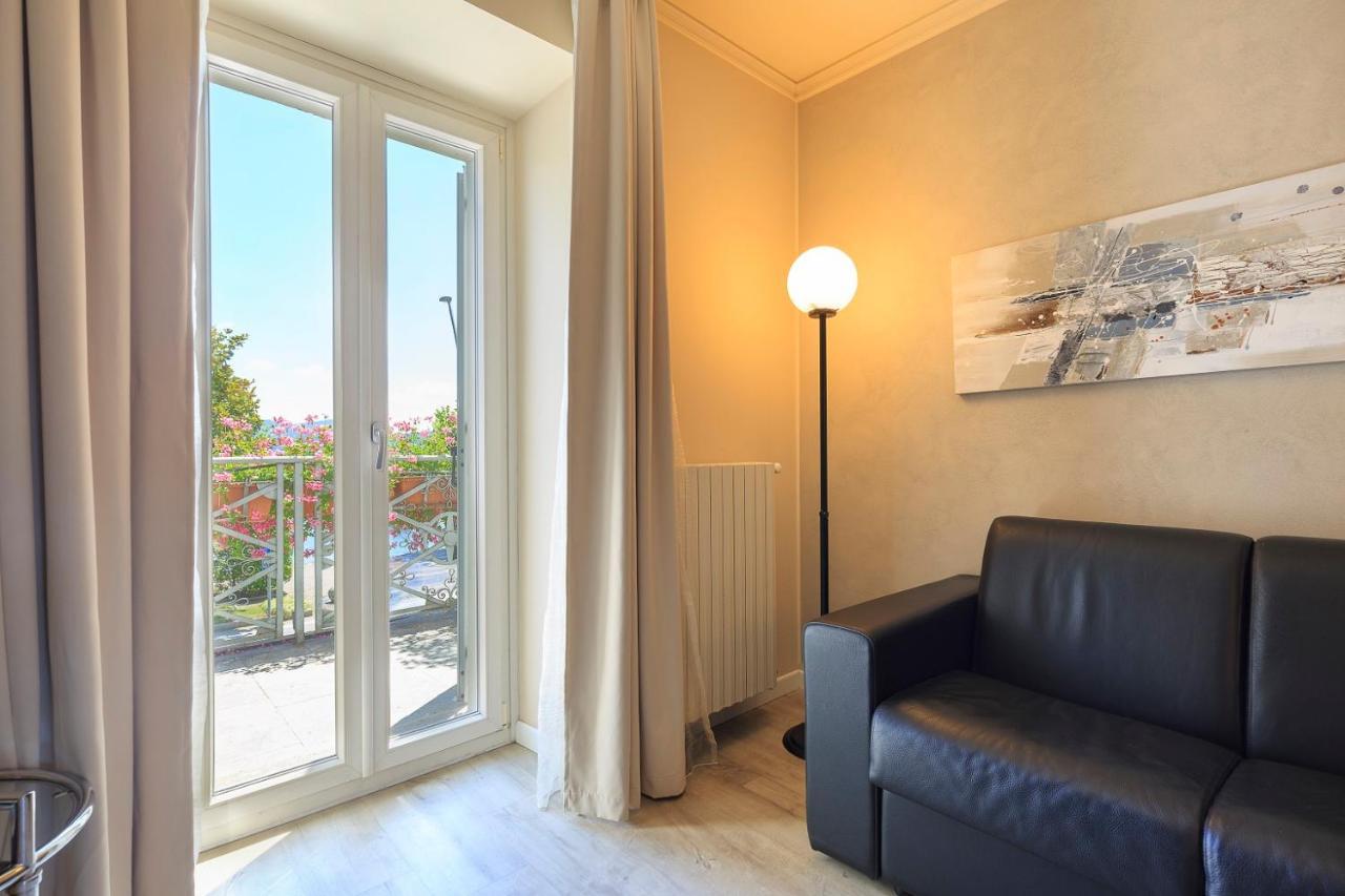 Hotel Ancora แวร์บาเนีย ภายนอก รูปภาพ