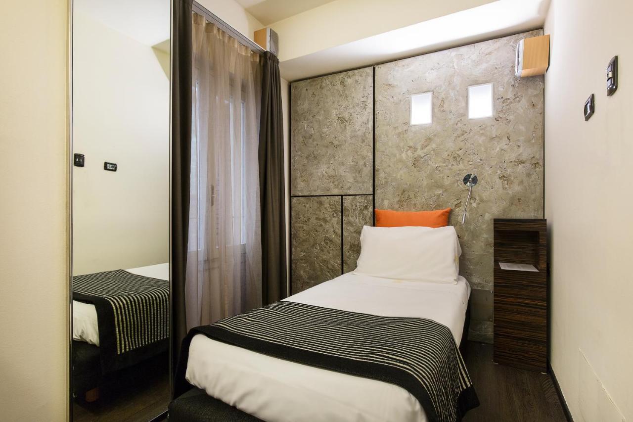 Hotel Ancora แวร์บาเนีย ภายนอก รูปภาพ
