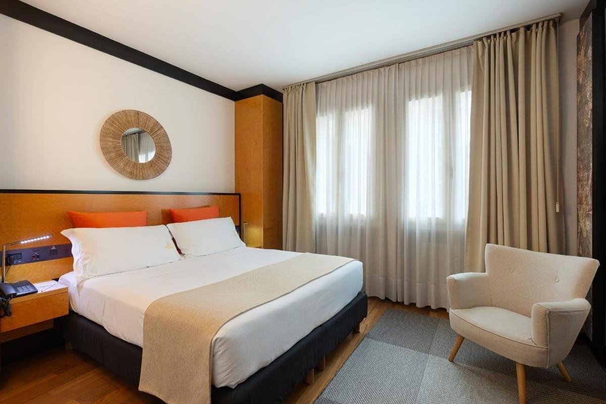 Hotel Ancora แวร์บาเนีย ภายนอก รูปภาพ
