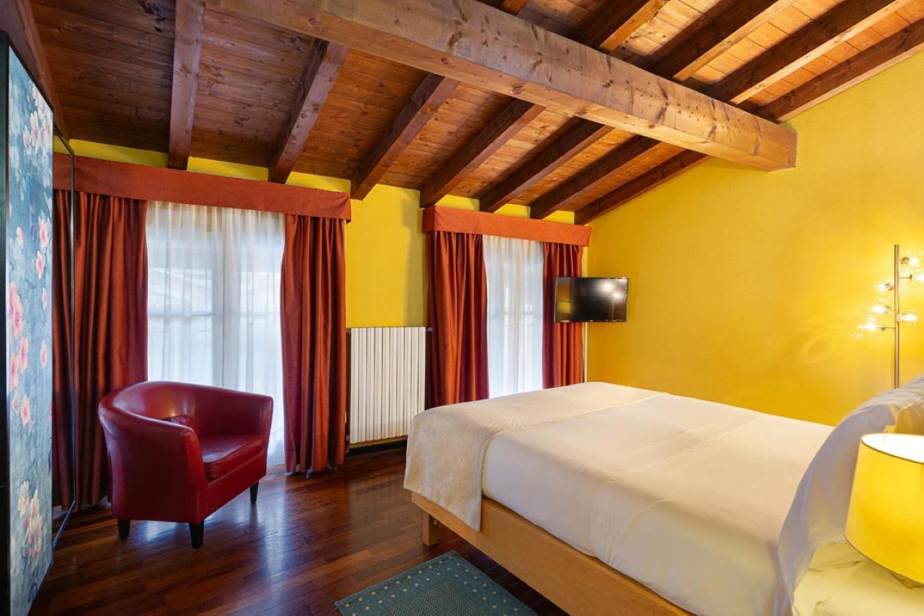 Hotel Ancora แวร์บาเนีย ภายนอก รูปภาพ
